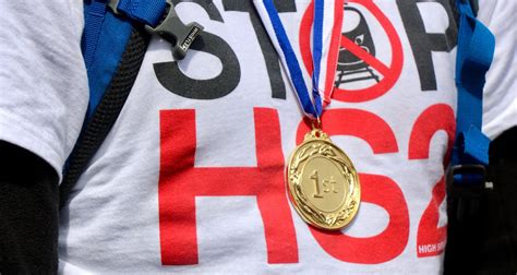 Dasmariñas to reward honor students with cash gifts.